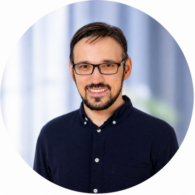 Musiklehrer Кирилл Ходаков